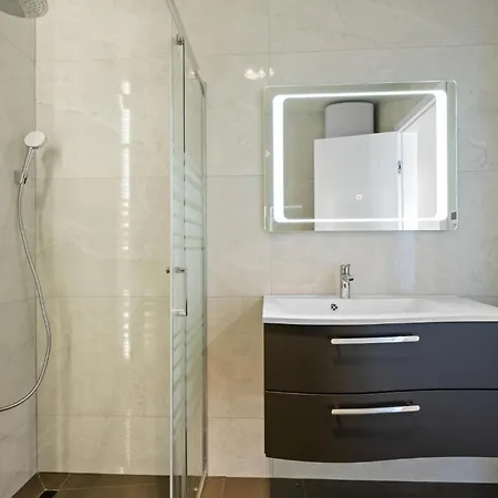 Awesome In With Kitchen Apartment