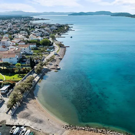 Διαμέρισμα Cozy In With Wifi *