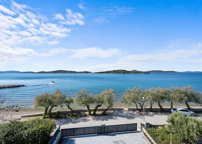 Apartman Cozy In With Wifi